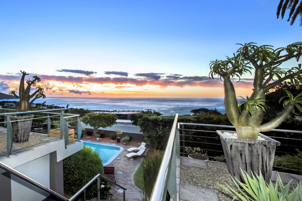 Atholl House Hotel Camps Bay ภายนอก รูปภาพ